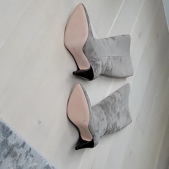 NEW in Box Veronica Beard Ballan Tall Suede Boot Shoes